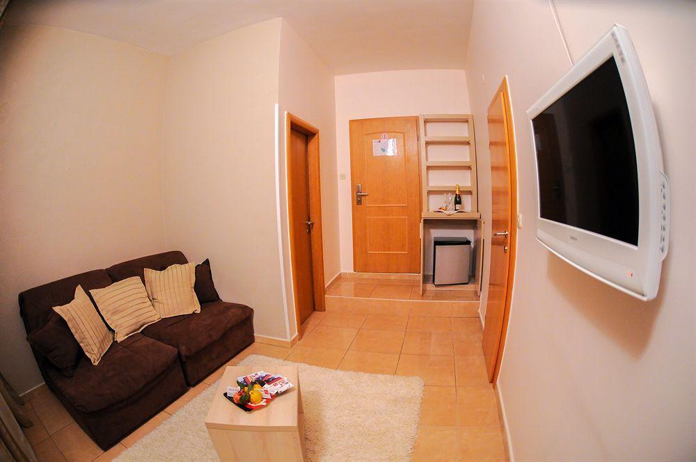 Beach Villa Bb Podstrana Exterior foto