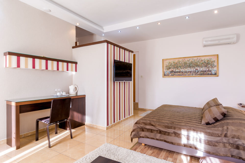 Beach Villa Bb Podstrana Exterior foto
